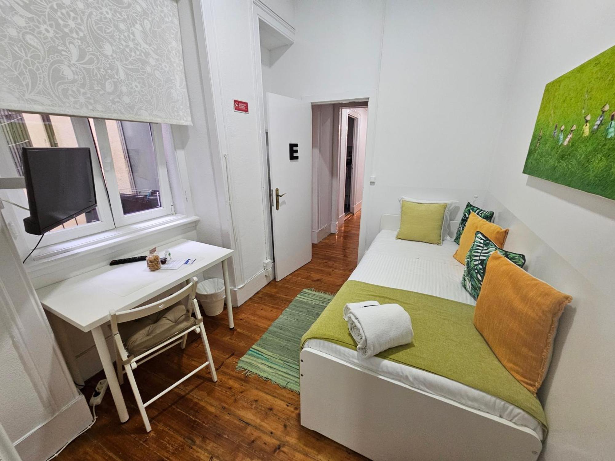 Almirante GuestHouse Lisboa Habitación foto