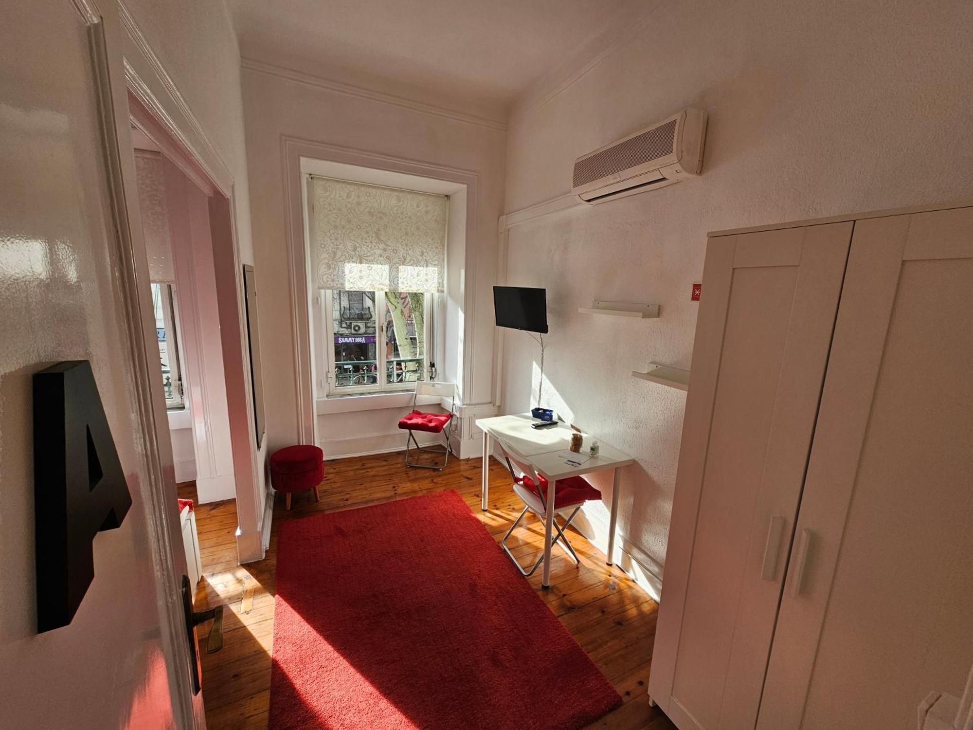 Almirante GuestHouse Lisboa Habitación foto