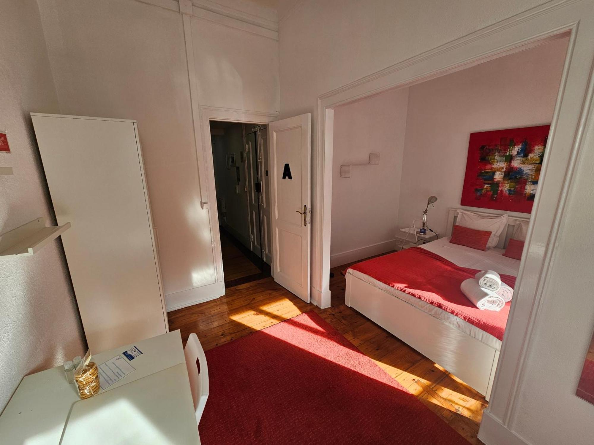 Almirante GuestHouse Lisboa Habitación foto